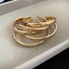 Pulsera Abierta Redonda Metálica Brillante Plegada, Casual, Sencilla, Moderna, Versátil para el Trabajo, Accesorio de Mano de Lujo Ligero de Nicho