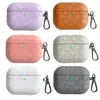 Nueva funda con patrón de pequeños diamantes adecuada para AirPods Pro 3, funda rígida de PC de cuero sintético PU universal para la 4ª generación