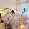 Cama Estofada Macia Ondulada Estilo Retro Francês Bloqueio de Cores Preto e Branco Cabeceira de Arco Duplo Nuvem Quarto Principal Francês Casal Cama de Casamento