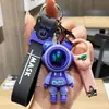 Llavero de Conejo Espacial Rayo Oso Tendencia Genial Llavero de Goma Blanda Bolso de Pareja Colgante de Muñeco 3D Venta al por Mayor