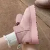 Botas de nieve para mujer con suela gruesa y antideslizante, nuevo estilo invierno 2026, diseño sin cordones, forradas de felpa y engrosadas para abrigar, botas de algodón para la nieve
