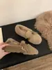 Zapatos blancos peludos para mujer, que aumentan la altura, para otoño e invierno 2026, forrados de felpa, zapatos de algodón cálidos, zapatos de algodón versátiles, mocasines