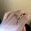 Anel Medieval Retrô Liso Vazado para Mulheres Anel Dourado Francês com Design Aberto