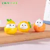 Plátano Fruta Pollito Muñeca Linda Creativa Decoración DIY Accesorios para Colgar Paisaje en Miniatura Adornos de Escritorio