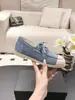 Novedad de Principios de Primavera Mocasines de Gamuza con Cadena Metálica Estilo Chanel para Mujer, Tenis Casuales Planos, Mocasines con Bloques de Color para Mujer