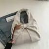 Bolsas Otoño e Invierno de Gama Alta de Pana para Debajo de la Axila Bolsa de Mujer 2025 Nueva Bolsa Tote de Gran Capacidad Bolso de Hombro Casual