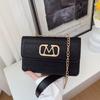 Comércio Exterior 2025 Bolsas Novo Estilo para Mulheres, Modernas, Versáteis, Letras Simples, Design de Nicho Tendência, Bolsa de Ombro Único Transversal