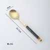 Cuchara rayada de doble cuenta de acero inoxidable, mango creativo tipo cerámica, cuchara de postre, cuchara de café, cuchara de servicio para el hogar, cubertería al por mayor