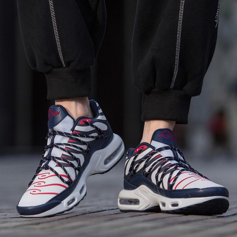 男鞋大码飞织运动鞋透气