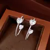 Pendientes vintage de plata con borlas de gota de agua y circonita cuadrada, pendientes de botón lujosos y elaborados, accesorios para la oreja únicos y exagerados