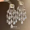 Pendientes de plata con borla cuadrada de gota de agua incrustada con diamantes de imitación, pendientes de botón modernos y exquisitos, joyería para orejas de lujo ligero y de alta gama, diseño artístico, nicho