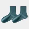 Meias masculinas de inverno e outono com íons de prata antibacterianos, de corte reto, absorventes de suor e respiráveis, de cano médio, meias masculinas antibacterianas de Zhuji