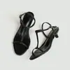 Zapatos de Verano 2026 Nuevos de Punta Abierta para Mujer Transfronterizos Europeos y Americanos Comercio Exterior Nicho Moda de Lujo Ligero Versátiles Sandalias de Tacón de Aguja de Color Sólido