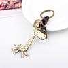 Chaveiro de couro fashion criativo cartoon girafa fofa pingente de metal retrô joia de presente pequeno atacado