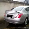 Aplicable a 2011-2017 Nissan Sunlight ALMERA Latio SUNNY Ala Trasera Modificada de Clip con Luz