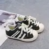 Tênis Esportivo Infantil da Moda 2026 Primavera/Outono Novo Estilo Meninos Tênis Cortez com Biqueira de Concha Meninas Sola Macia Antiderrapante Sapatos Casuais