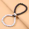 Pulsera de Moda Europea y Americana con Cuentas Piedra Mate Negra y Blanca Hebilla Magnética Pulsera Elástica de Succión Pulsera de Pareja para Novia