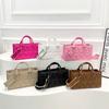 Bolso Cuadrado Pequeño Estilo Occidental para Mujer 2024 Invierno Nuevo Texturizado con Indentaciones Bolso de Hombro Color Sólido Retro Simple Bolso Cruzado
