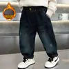 Ropa de Invierno para Niños Jeans para Niños Pantalones Gruesos con Felpa Nueva Colección 2024 Pantalones Rectos para Niños Pequeños Sueltos Cálidos