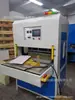 Máquina todo en uno para dar forma por corte en caliente de máscara de ojos de esponja mesa deslizante izquierda y derecha equipo de moldeo por prensado en caliente