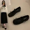 Zapatos Mary Jane estrellados estilo francés para mujer, nuevo modelo de verano 2026, bailarinas que aumentan la altura para combinar con faldas, zapatos pequeños de cuero