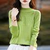 Camiseta de punto de lana para entretiempo Otoño e Invierno Mujer suéter fino cuello semi-alto suéter hueco color liso interior top cómodo venta al por mayor