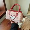Este ano, o popular inverno 2024 novo estilo all-match Mao Mao pequena bolsa feminina bolsa mensageiro portátil de alta qualidade casual
