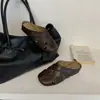 Aumento Interno de Altura de 3cm Sapatos Meio Chinelo Fechados Tecidos Retrô 2026 Verão Vazados Slip-On Mule