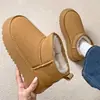 Botas de nieve para mujer con suela gruesa y antideslizante, nuevo estilo otoño/invierno 2026, mocasines sin cordones, forradas de felpa y engrosadas para abrigar, zapatos de algodón