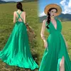 Vestido Verde de Diseño Sensual Espalda Descubierta con Tirantes Cintura Ceñida Adelgazante Ambiente Vacacional Largo Turismo de Yunnan