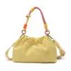 Bolsa Ligera Versátil de Nylon para Mujer 2026 Nueva Casual Simple Bolso de Hombro Cruzado para Viajar Nicho Bolsa Nube