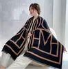 Novo cachecol de outono e inverno estilo coreano, de cashmere sintético, dupla face com cadeado de coração, versátil para ambientes com ar condicionado, xale quente, aquecedor de pescoço para estudantes