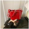 Bolsa Saco Fashion para Mulheres 2025 Estilo Coreano Primavera e Verão Novo Estilo Simples Casual Bolsa de Ombro Alta Qualidade Tendência Bolsa Transversal para Mulheres