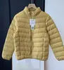Nuevo Estándar Nacional 90 Plumón de Pato Blanco Ligero, Cálido, Delgado, Suave, Cuello Alto, Chaqueta de Plumón de Manga Larga a la Moda 25 Nuevo Invierno L1207Y