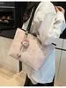 Bolsa Casual Transfronteiriça para Mulheres, Grande Capacidade, Nova Versão Outono/Inverno 2026, Bolsa de Ombro Versátil Retrô, Bolsa Tote Simples