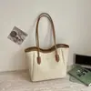 Bolsa Tote Simples Tecida Feminina Retro Grande Capacidade para o Dia a Dia Ombro Único Sob o Braço Bolsa de Mão Versátil Bolsa Saco