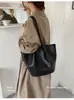 Bolsa Tote com Padrão Trançado Feminina 2026 Nova Tendência de Verão Toque de Luxo Leve Bolsa de Ombro Único Grande Capacidade Bolsa para o Dia a Dia