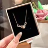 Colar Símbolo do Infinito, Corrente de Clavícula de Luxo Leve Nicho High-End, Joia Clássica Exquisita da Moda, Colar Minimalista Ins