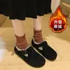 Zapatos cómodos tipo mamá con forro de polar para otoño e invierno, zapatos nuevos de algodón a la moda, ropa exterior esponjosa, mocasines de suela blanda 2026 para mujer, cálidos