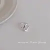 Anillo no se desvanece en viento frío de alto sentido nicho al por mayor retro apertura nueva joyería anillo pesado femenino