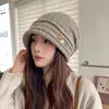 Chapéu de Tricô Feminino Novo Outono Inverno Estilo Coreano Versátil Quente Lã Chapéu com Botão Slouchy Proteção para Orelhas Cobertura de Cabeça Chapéu