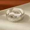 Estilo Étnico Retro Pulsera Abierta de Plata Imitación Miao Pulsera Ancha Tallada Nuevo Estilo Chinoiserie Antigua Pulsera de Plata Imitación Hecha a Mano para Mujeres