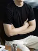 "Estilo Casual de Alta Gama" Diseño de Bloques de Color Camisa de Punto Ceñida a la Cintura para Hombre, Verano Transpirable Amigable con la Piel Camiseta de Cuello Redondo de Manga Corta