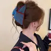 Elegante Pin de Borla de Loto Reductor de Edad de Alta Gama Acrílico Versátil Uso Diario Retro Popular Accesorios para el Cabello para Mujeres