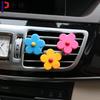 Pequeño crisantemo fragante salida de aire acondicionado del coche perfume aromaterapia coche lindo decoración de dibujos animados ins elegante pequeña flor fábrica