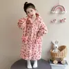 Bata de coralina para niña con capucha, bata infantil para otoño e invierno, toalla de baño cálida de franela para bebé niña