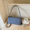 Bolso de Axila de Nicho Estilo Francés Transfronterizo para Mujer Modelo Nuevo 2026 Bolso Cuadrado Pequeño Simple y Elegante Bolso de Hombro Cruzado de Alto Valor