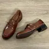 Primer Encuentro con los Mocasines de Doble Hebilla Estilo Británico para Mujer con Tacón Grueso, Nuevos Zapatos de Cuero Slip-On Retro Primavera 2026