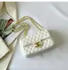 Bolsa de Corrente Acolchoada Estilo Chanel para Mulheres, Novo Design de Nicho Transfronteiriço, Bolsa Quadrada Pequena de Ombro, Bolsa de Ombro Transversal para o Dia a Dia