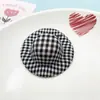 Nuevo Tela de Sombrero a Cuadros Rojos y Negros Joyería Accesorios Material para Manualidades Mayorista Juguetes Accesorios para Muñecas Venta al por Mayor en Stock